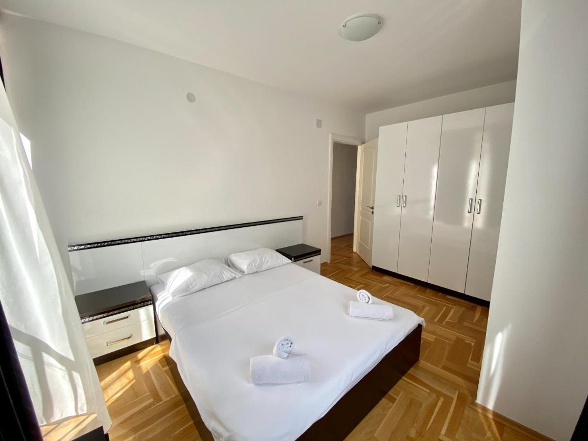 Apartments First Line Petrovac Exterior photo